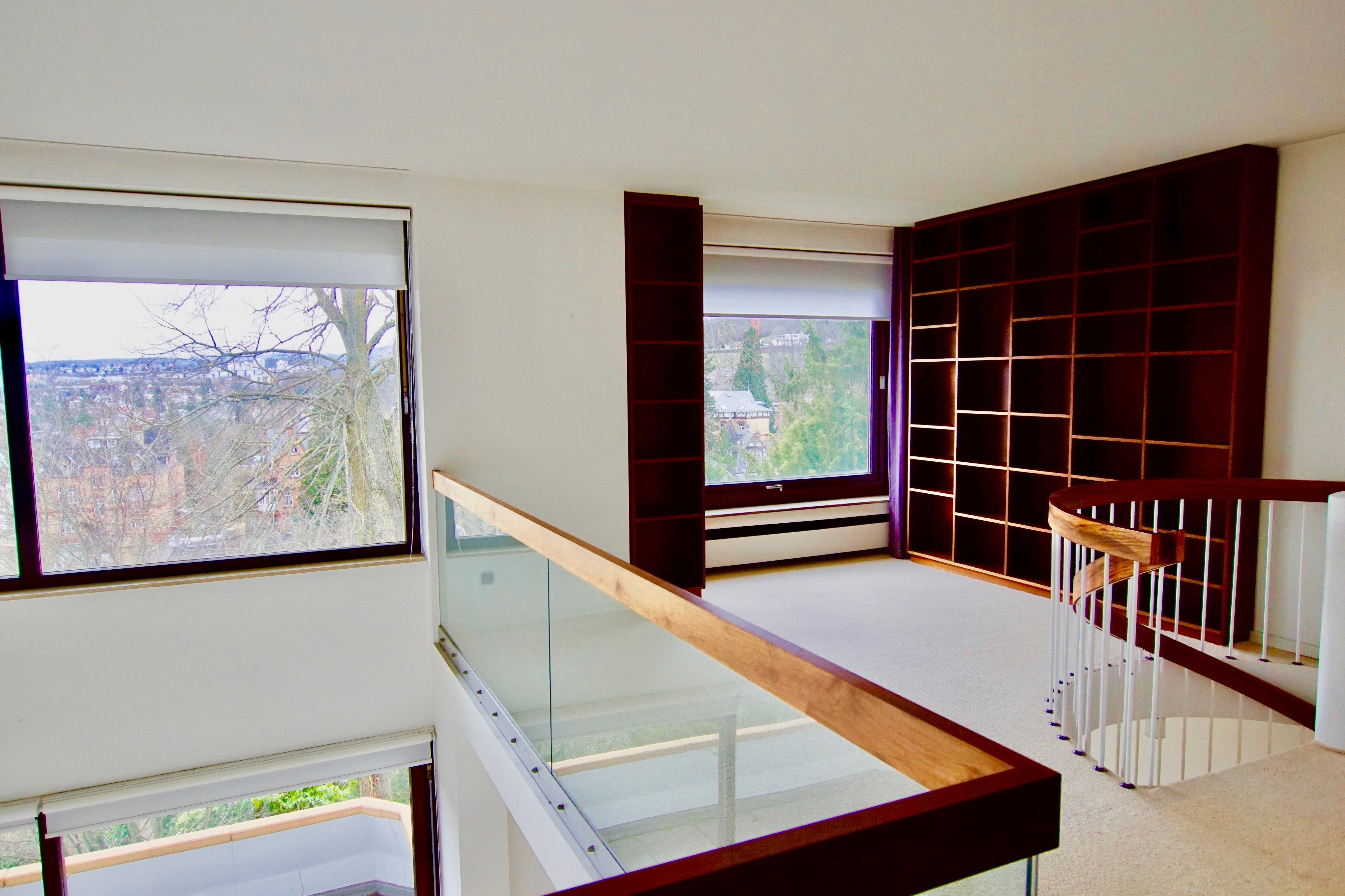 Rarität in bester Lage - Maisonette-Wohnung mit Traumblick über Wiesbaden 