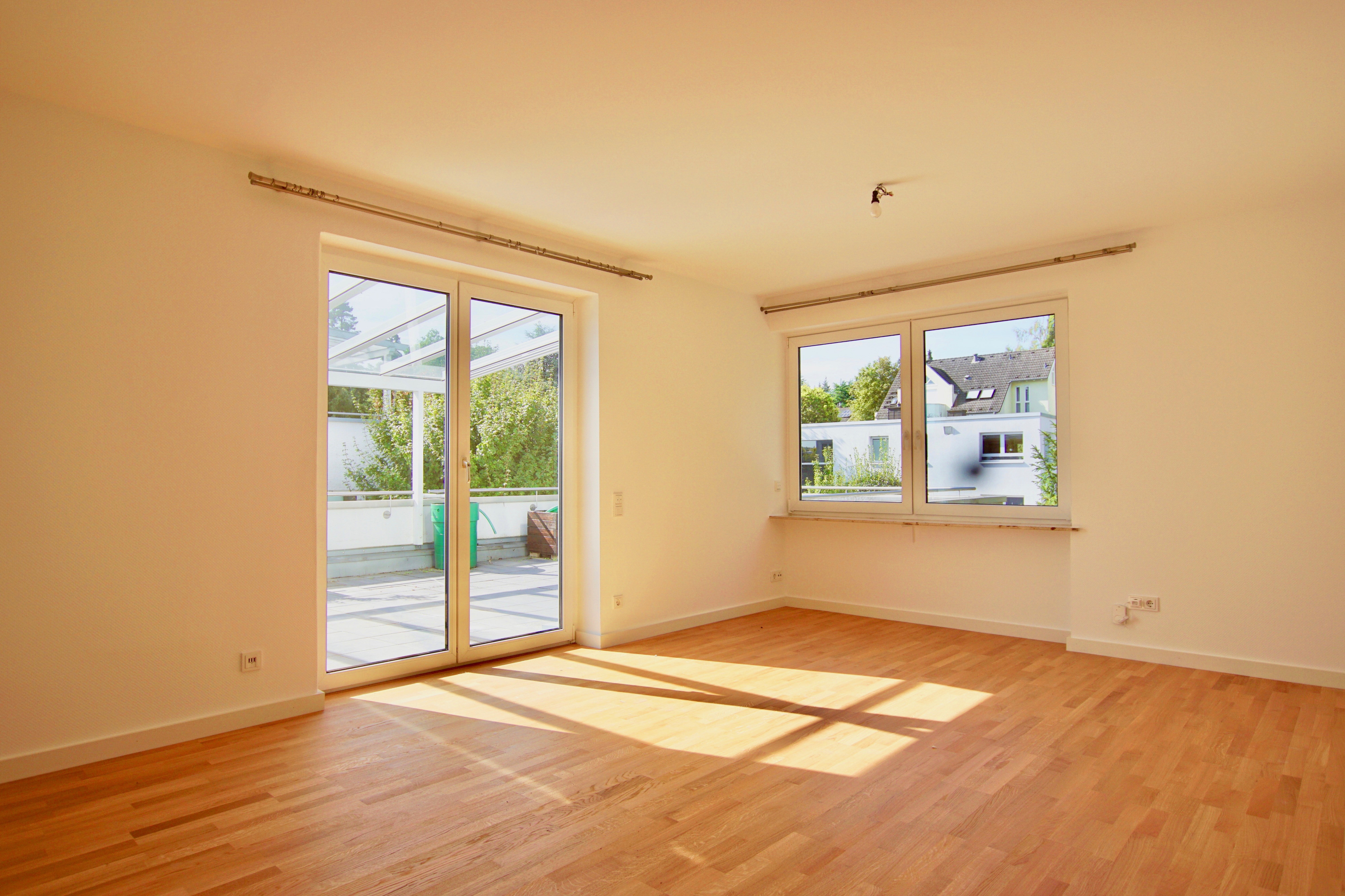 Penthouse mit wunderbarem Blick über das Nerotal 