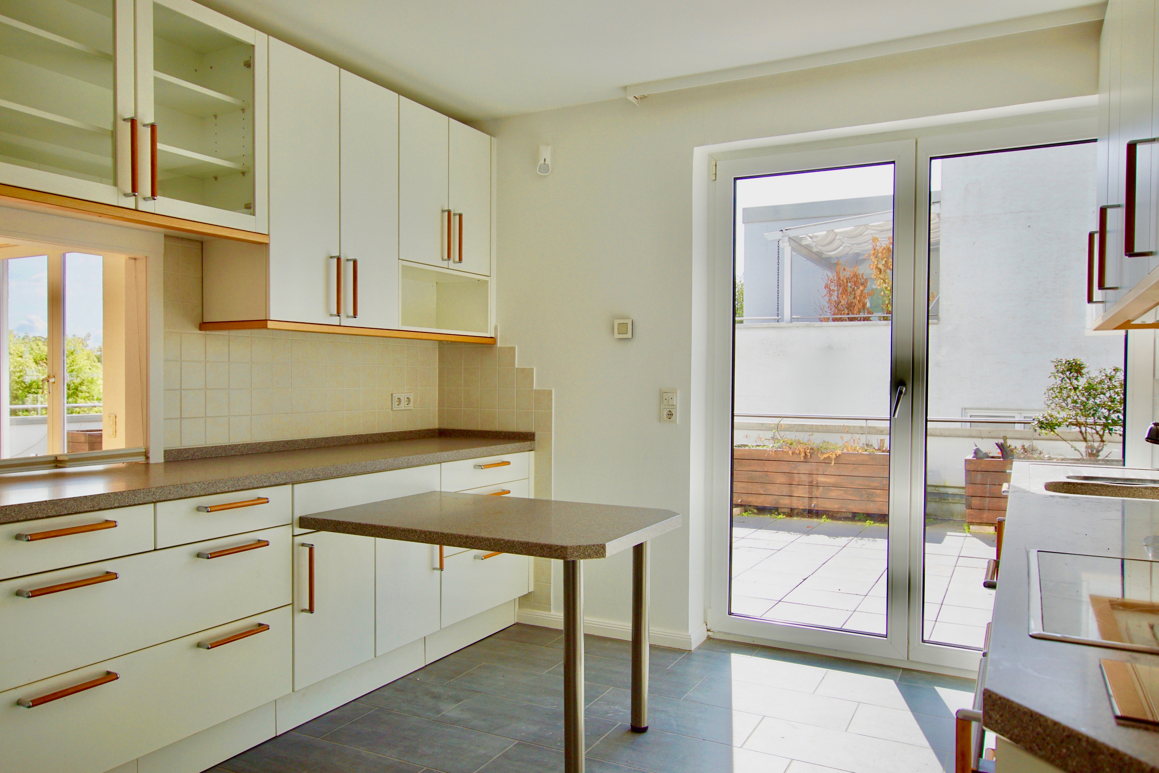 Penthouse mit wunderbarem Blick über das Nerotal 