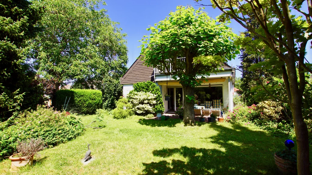 Familienidyll in top Lage mit schönem Süd-Westgarten 