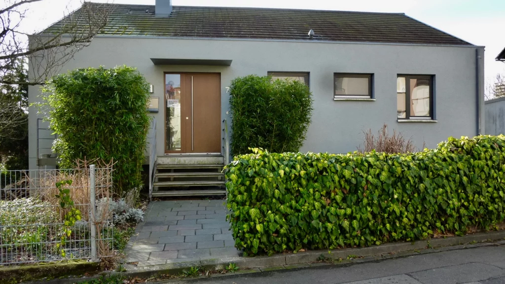 Kurt-Tucholsky-Str. 7